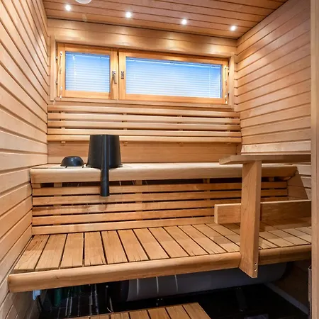 Aurinkorinne 4 - Modern Ski-in Ski-out With Sauna * Syöte
